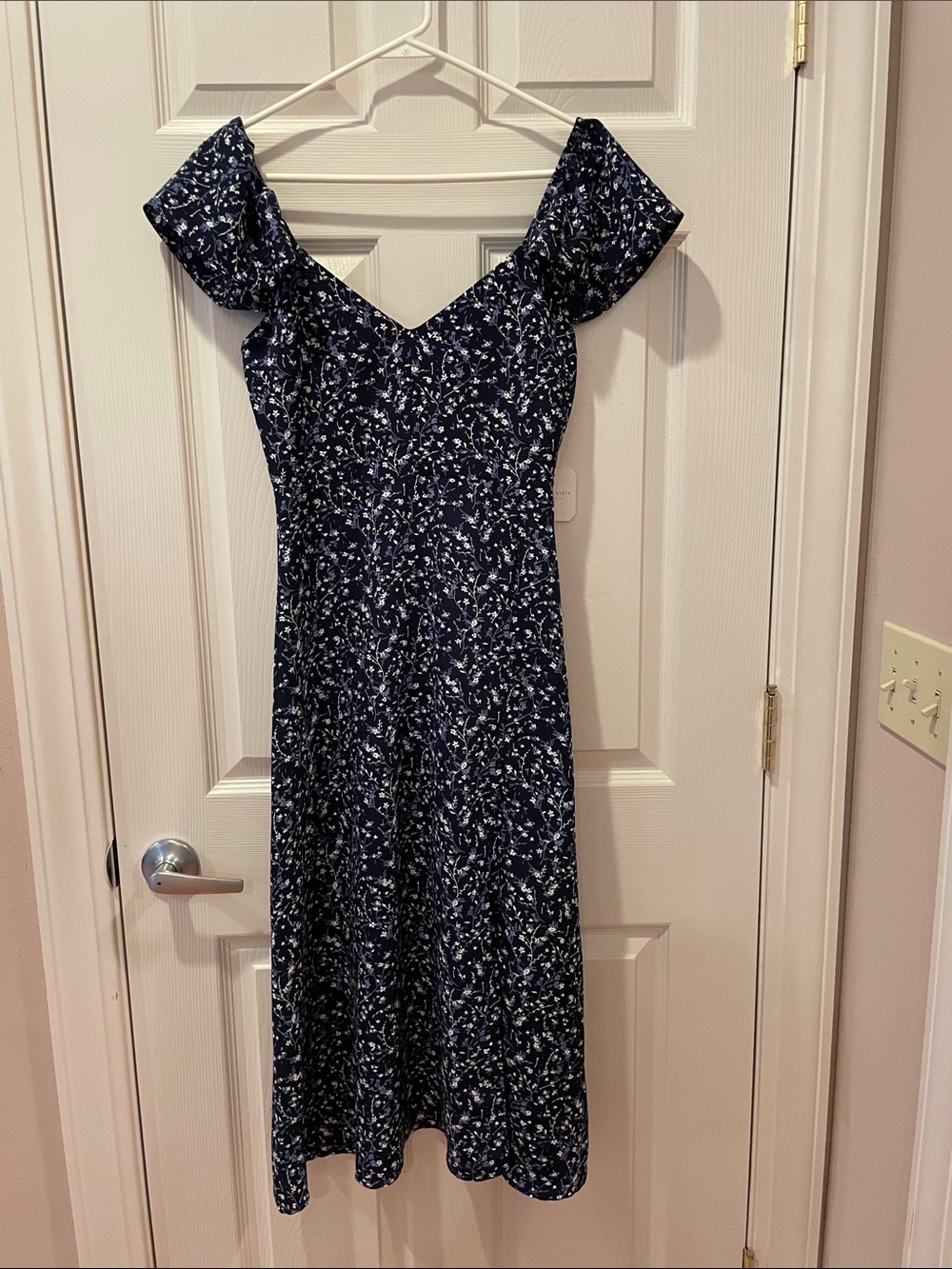 Altar'd State Navy and White Floral  Midi Dress size Small  New with Tags!